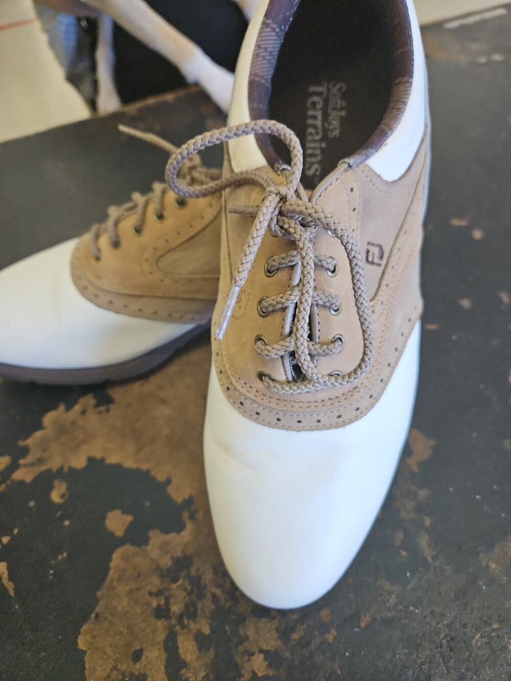 Footjoy Golf Shoes Softjoys Terrains 98308 Size 8M White Brown Leather Cushioned